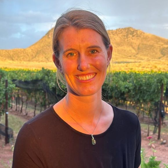 Meet your Posher, Sequoia - Picture 1 of 1